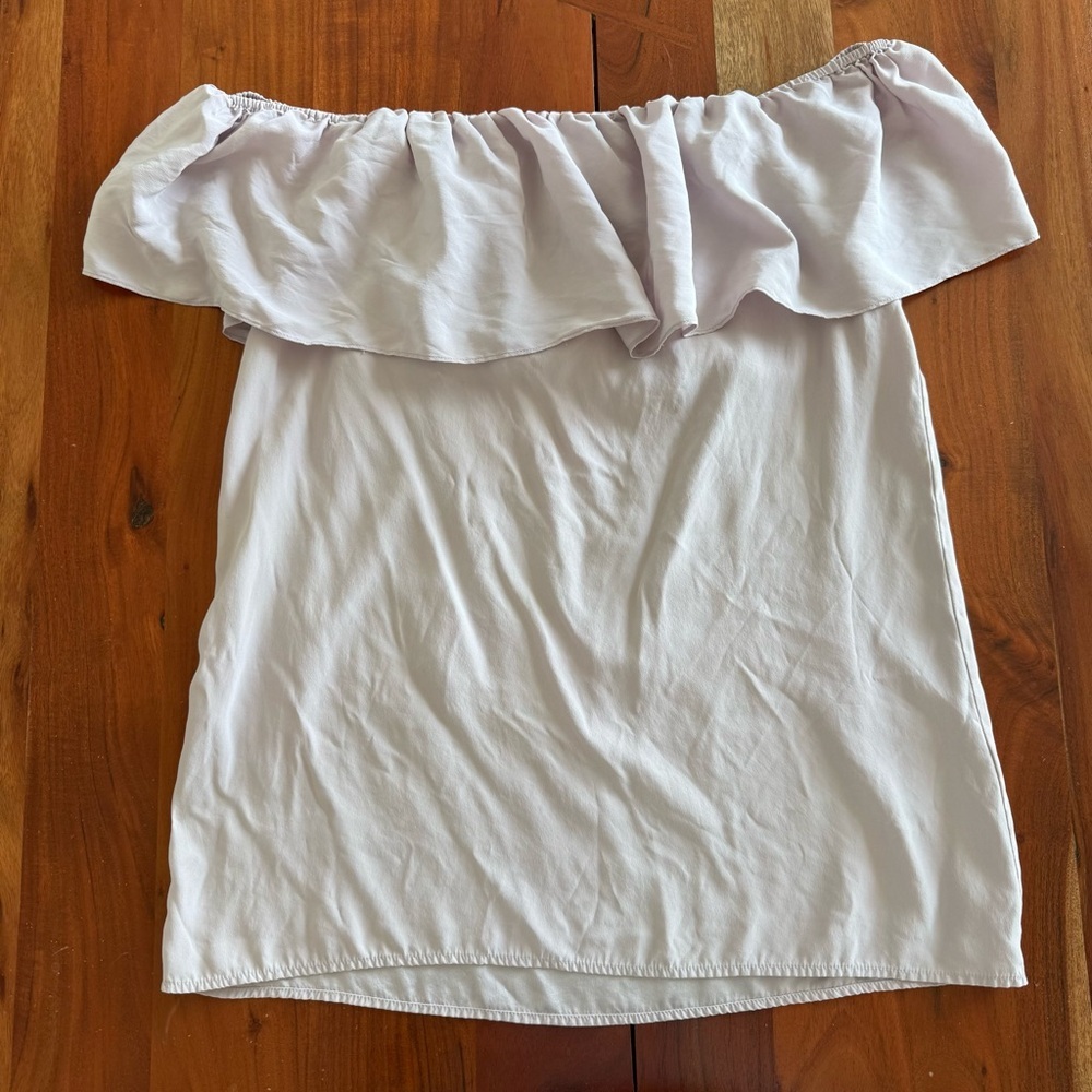 Amanda Uprichard Off-Shoulder lavendar silk Blouse